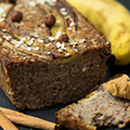 Chiazaad en bananenbrood ontbijt