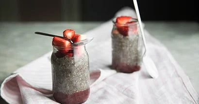 Chiapudding med jordgubbar