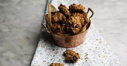 Nyttiga kakor med chia och röda bär recept