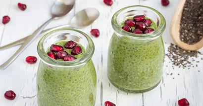 Matcha te och chiapudding