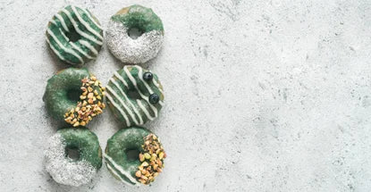 Chiafrö och Spirulina Doughnuts